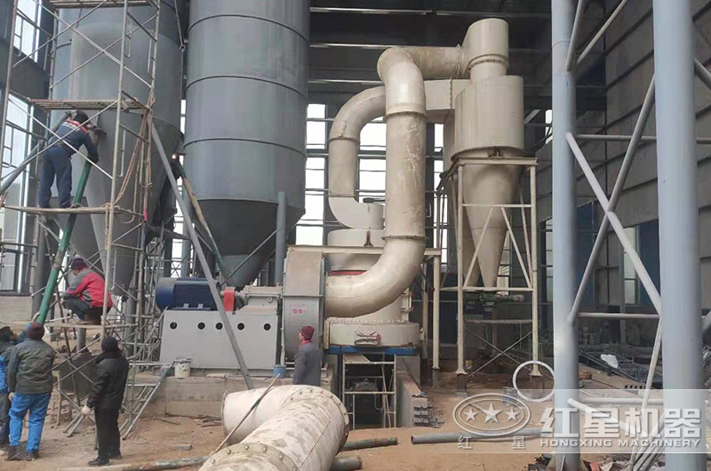 打膩?zhàn)?00目用什么磨粉機(jī)器？膩?zhàn)拥倪x擇原則是什么？